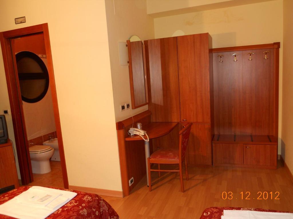Hotel Val Di Sangro Perano Habitación foto